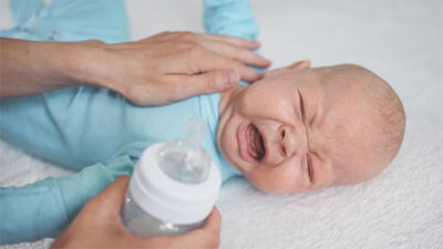 sua-cho-tre-bat-dung-nap-lactose-3.jpg